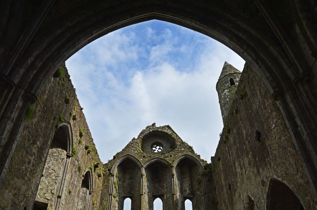 Rock of Cashel Tours with O'Connors of Kerry